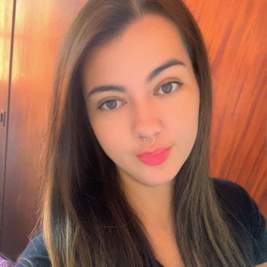 Roberta, Unhas, foto 2 de 2