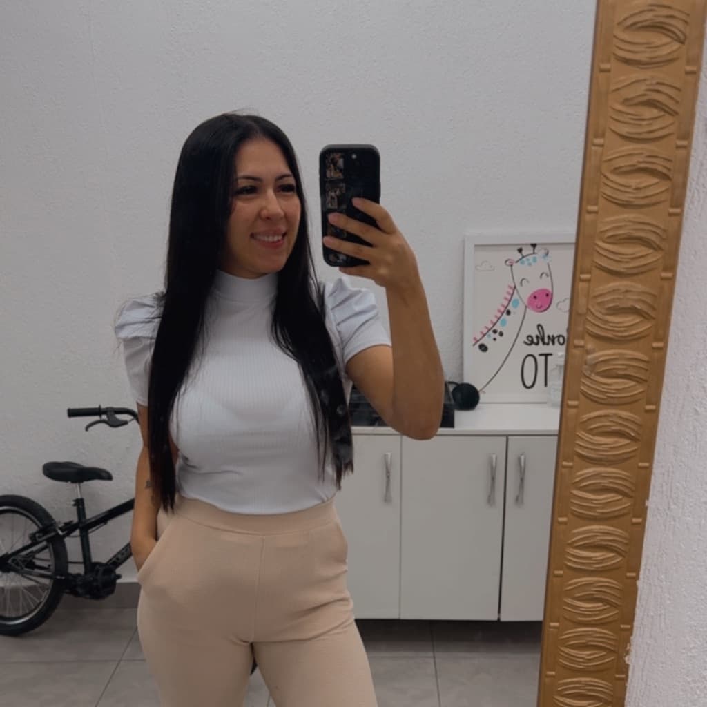 Camila Gonçalves, Unhas, foto 2 de 2