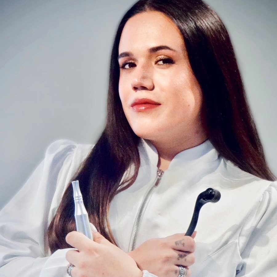 Marcella Jovelli, Pele, foto 2 de 2