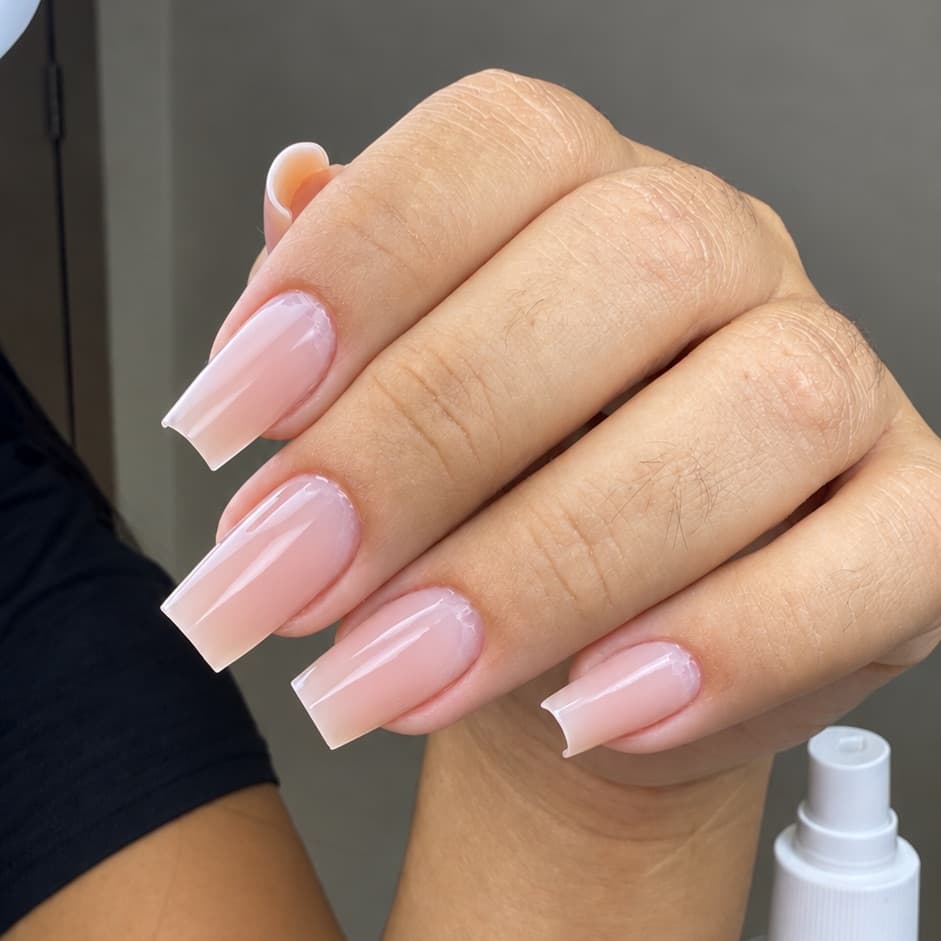 Atelier Bazeth, Unhas, foto 1 de 2