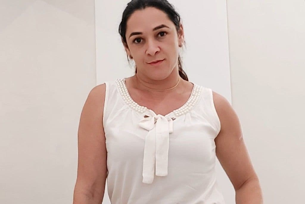 Crivia Pires, Massagem, foto 1 de 2