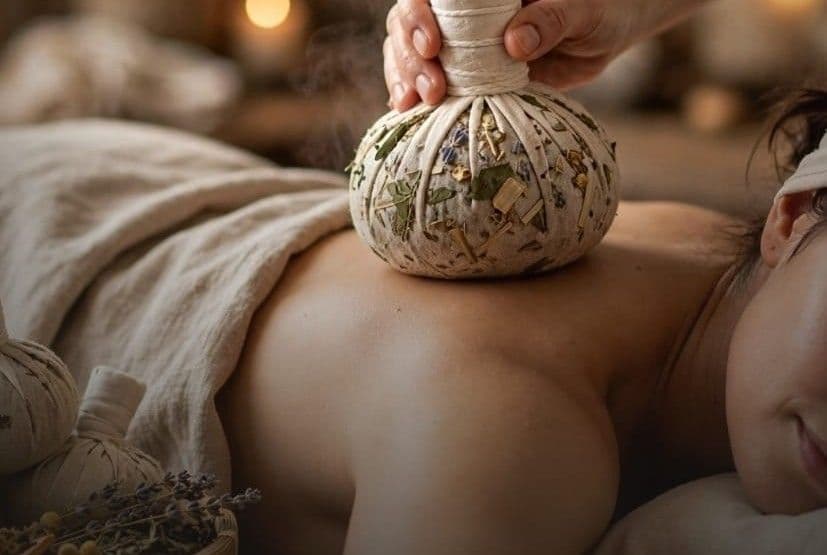 Charles Massoterapeuta, Massagem