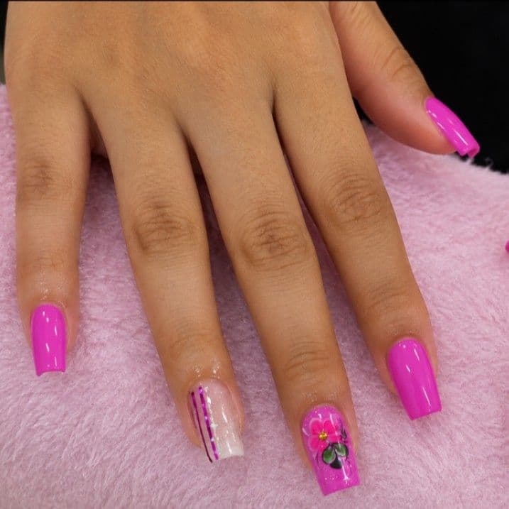 Rafaela, Unhas