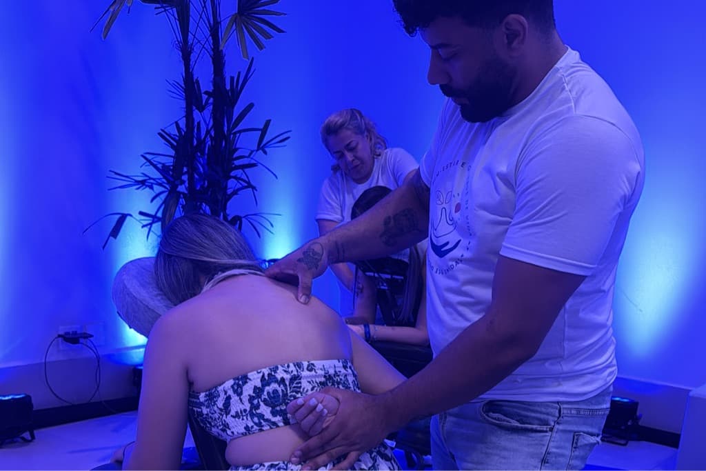 Diego Queiroz, Massagem, foto 1 de 3