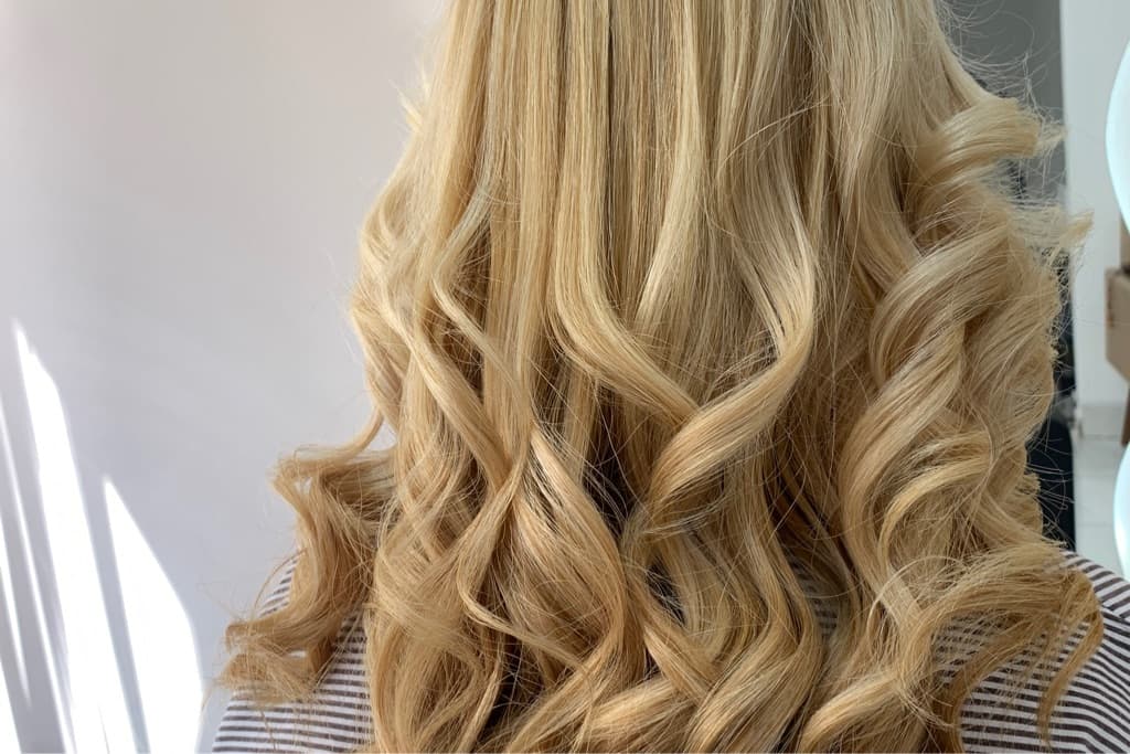Thailyse Saldanha, Cabelo