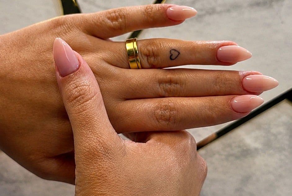 Keila Rohleder, Unhas, foto 1 de 3