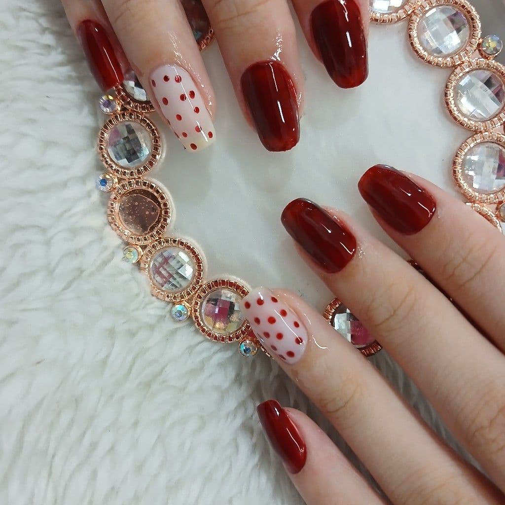 Danielle Bezerra, Unhas, foto 1 de 2
