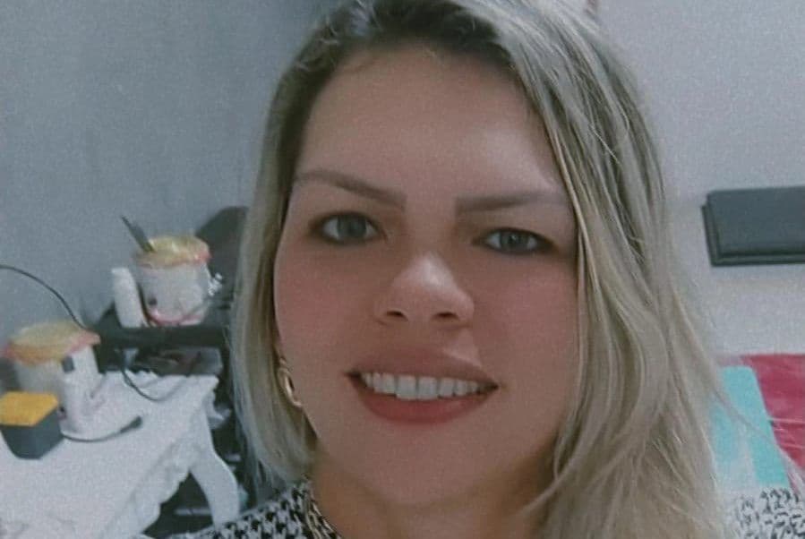 Débora Depill, Massagem