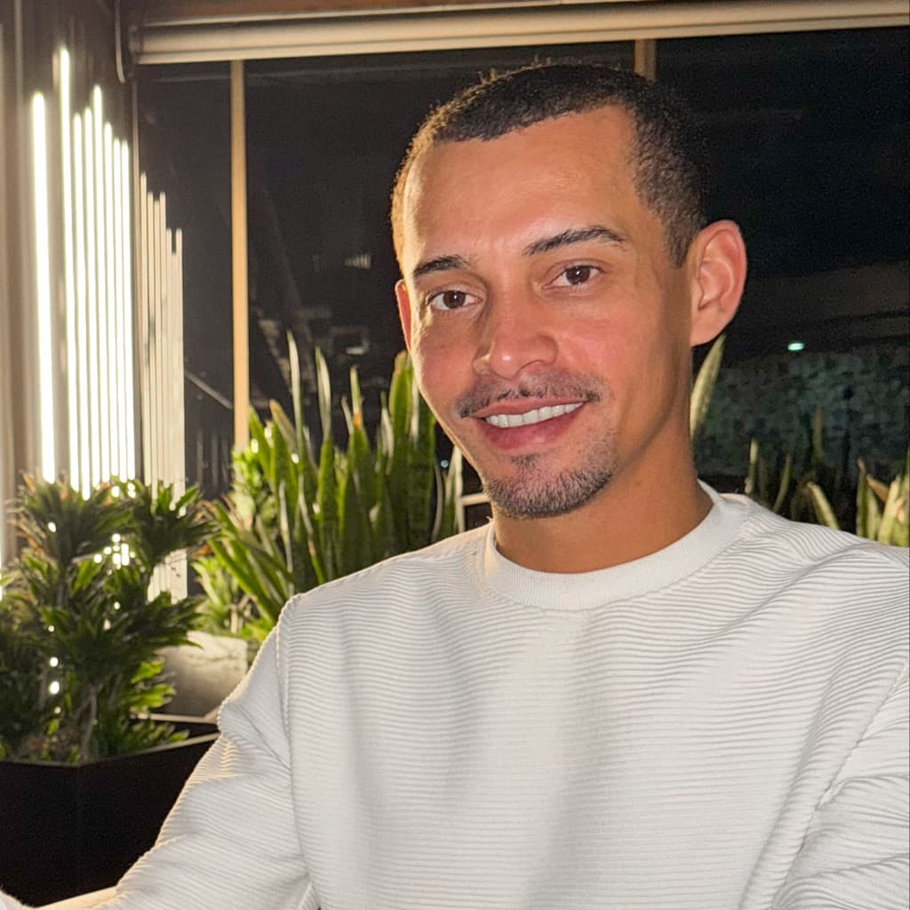 Flávio Nunes, Massagem, foto 1 de 1