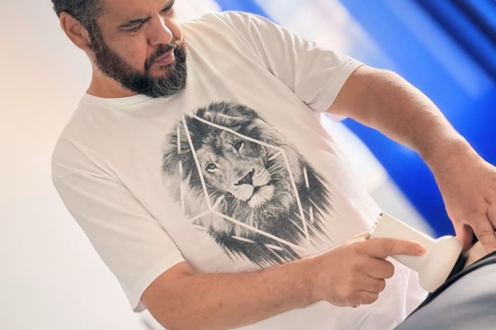 Bruno Soares, Massagem, foto 1 de 3