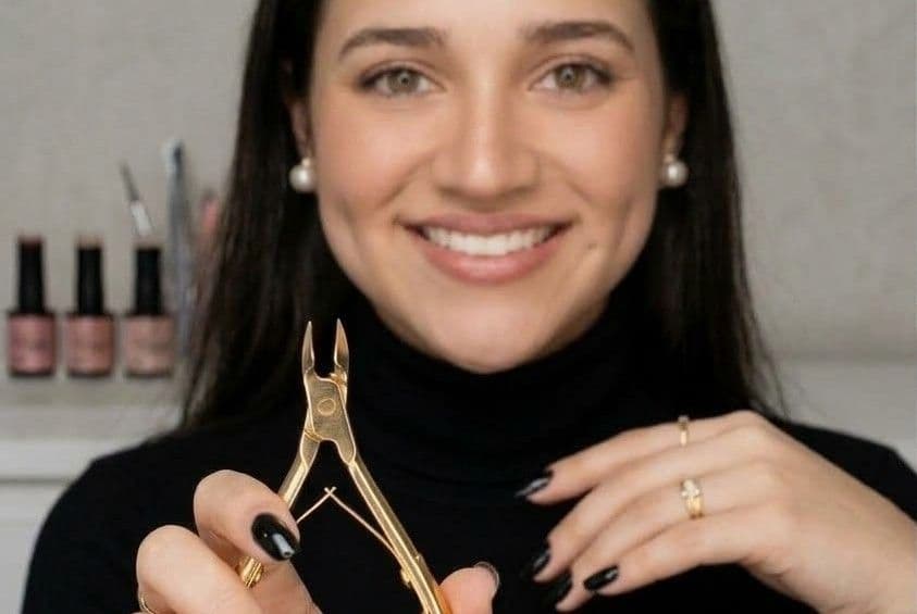 Jessica Batista, Sobrancelhas, foto 1 de 1