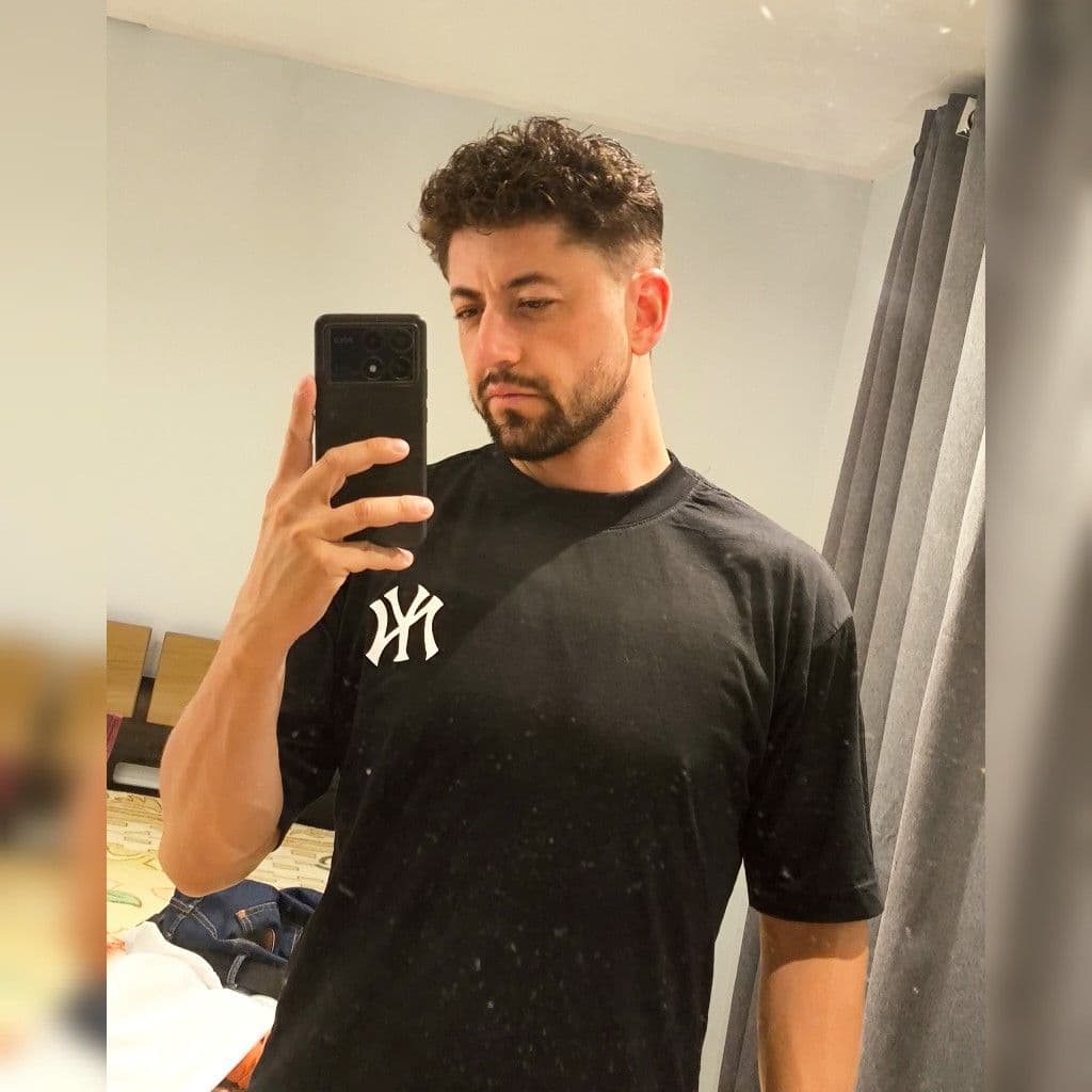 Lucas Rodrigues Alves, Massagem, foto 1 de 2