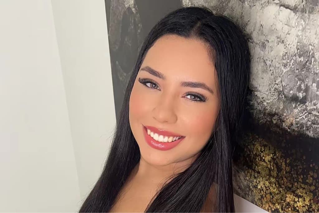 Beatriz, Massagem, foto 1 de 3