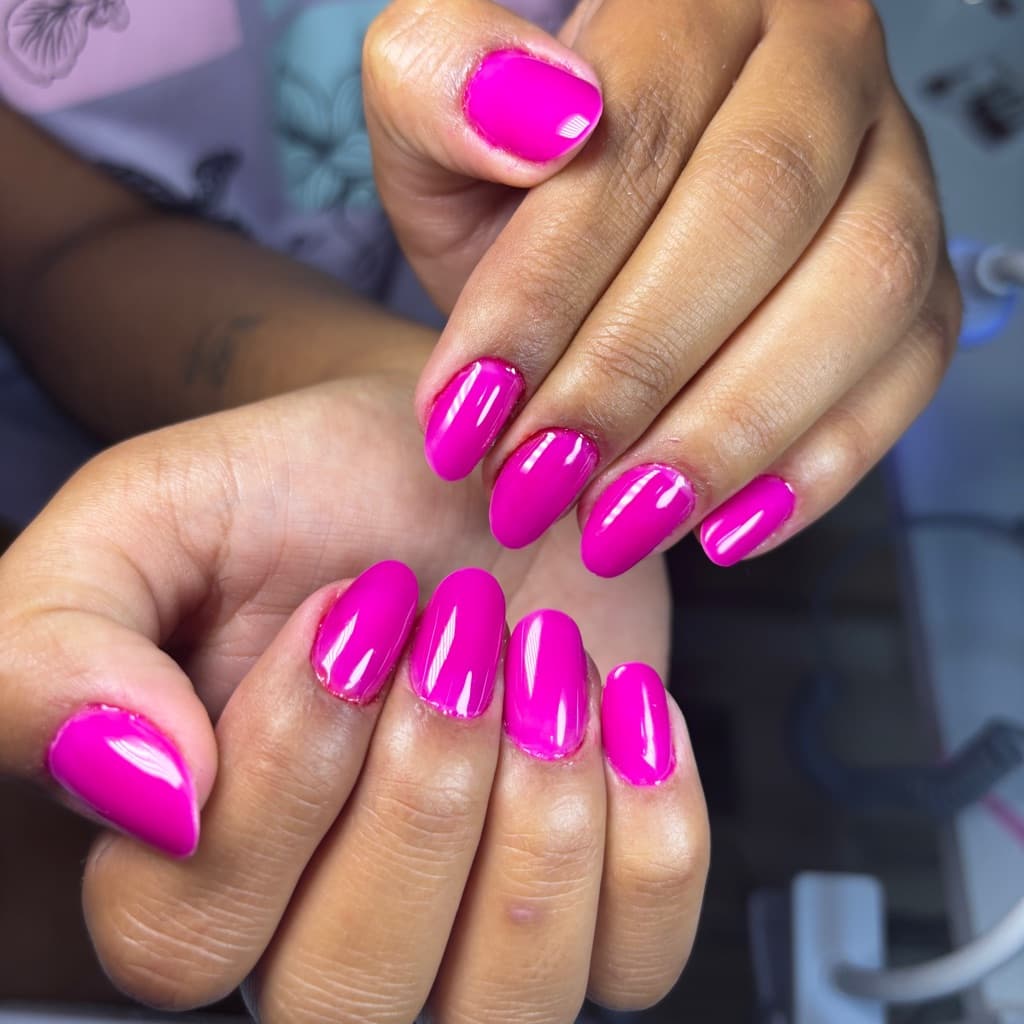 Nathália Maria, Unhas