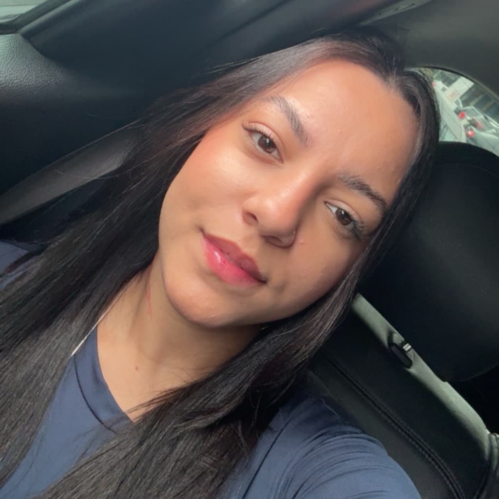 Bianca Herrera, Unhas, foto 2 de 2