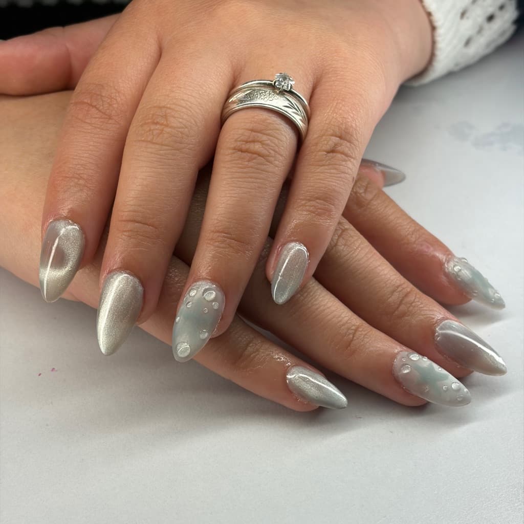 alexamineru, Unhas