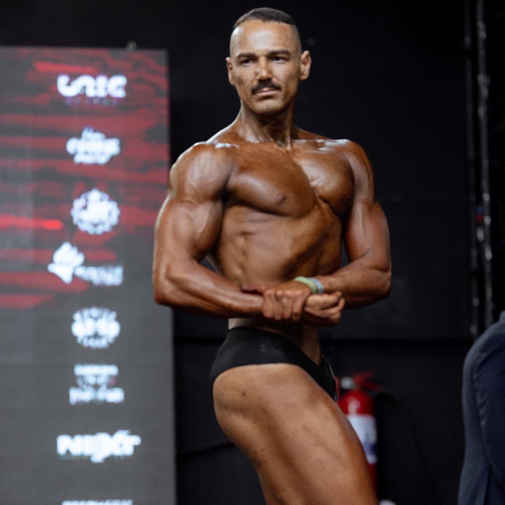 Felipe Alves, Treinamento, foto 2 de 3