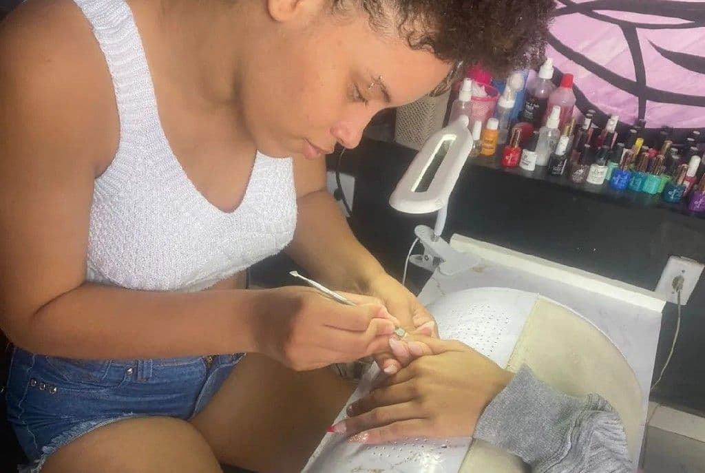 Mya Santos, Unhas, foto 1 de 3
