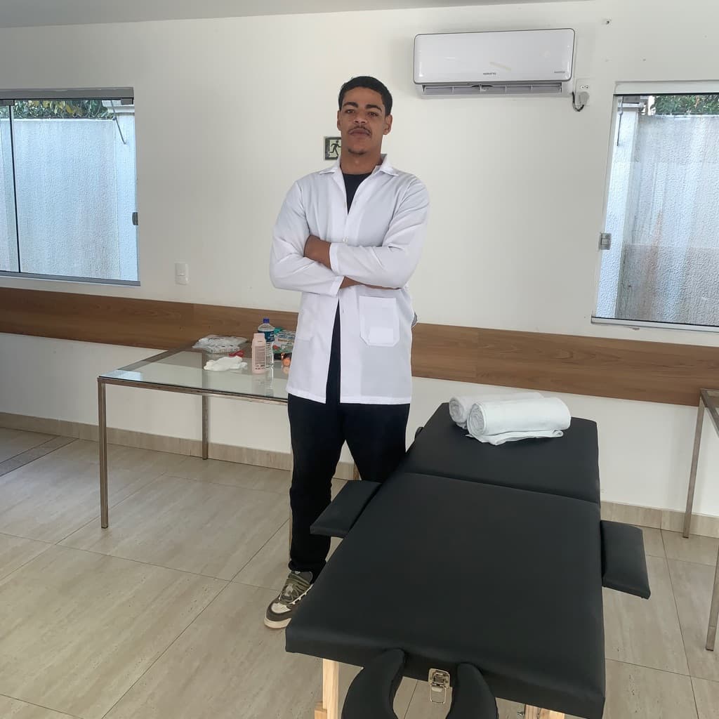 Luiz Felipe Machado Ferreira, Massagem, foto 2 de 2