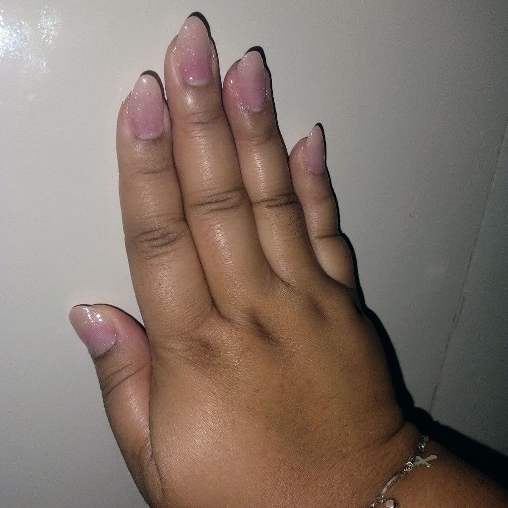 Cristi Helen Nails, Unhas