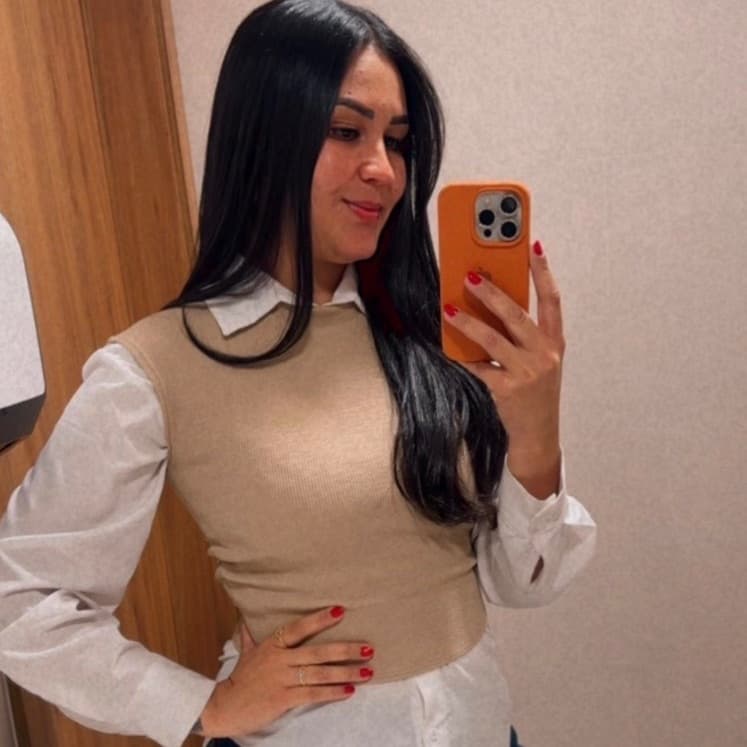 Eloiza Rodrigues, Sobrancelhas, foto 2 de 2