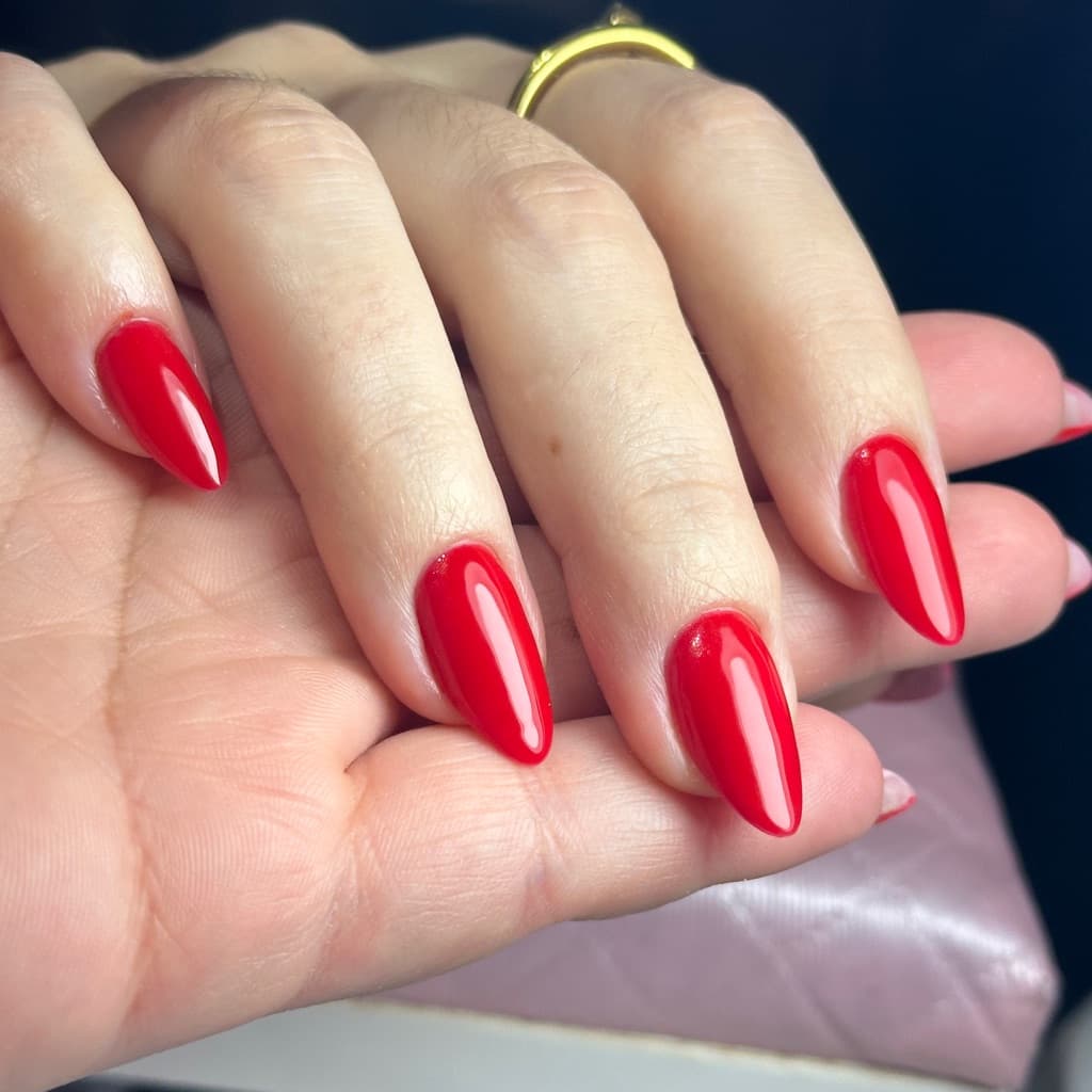 Carolina Simoes, Unhas, foto 1 de 1