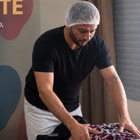 Elias Rodrigo, Massagem, foto 2 de 2
