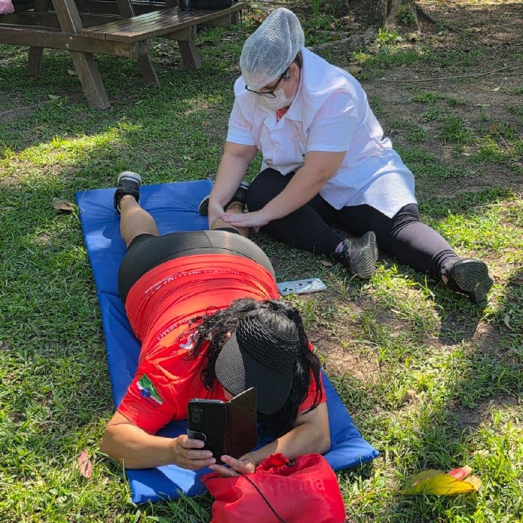 Débora Tarcisia, Massagem, foto 1 de 2