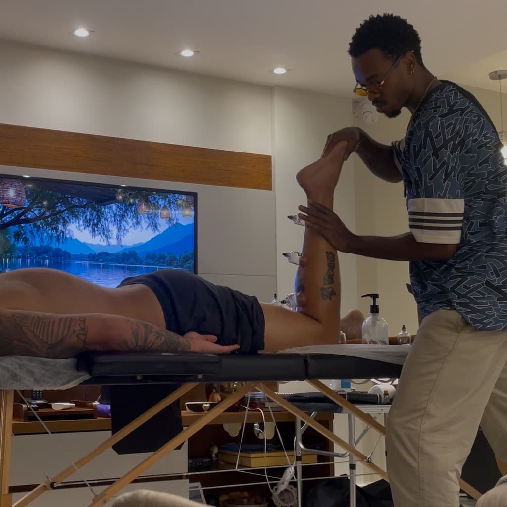 Marlon Willians, Massagem, foto 2 de 2