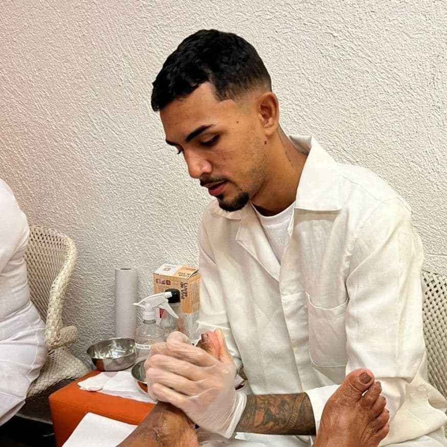 Allan Canêlhas, Massagem, foto 2 de 2