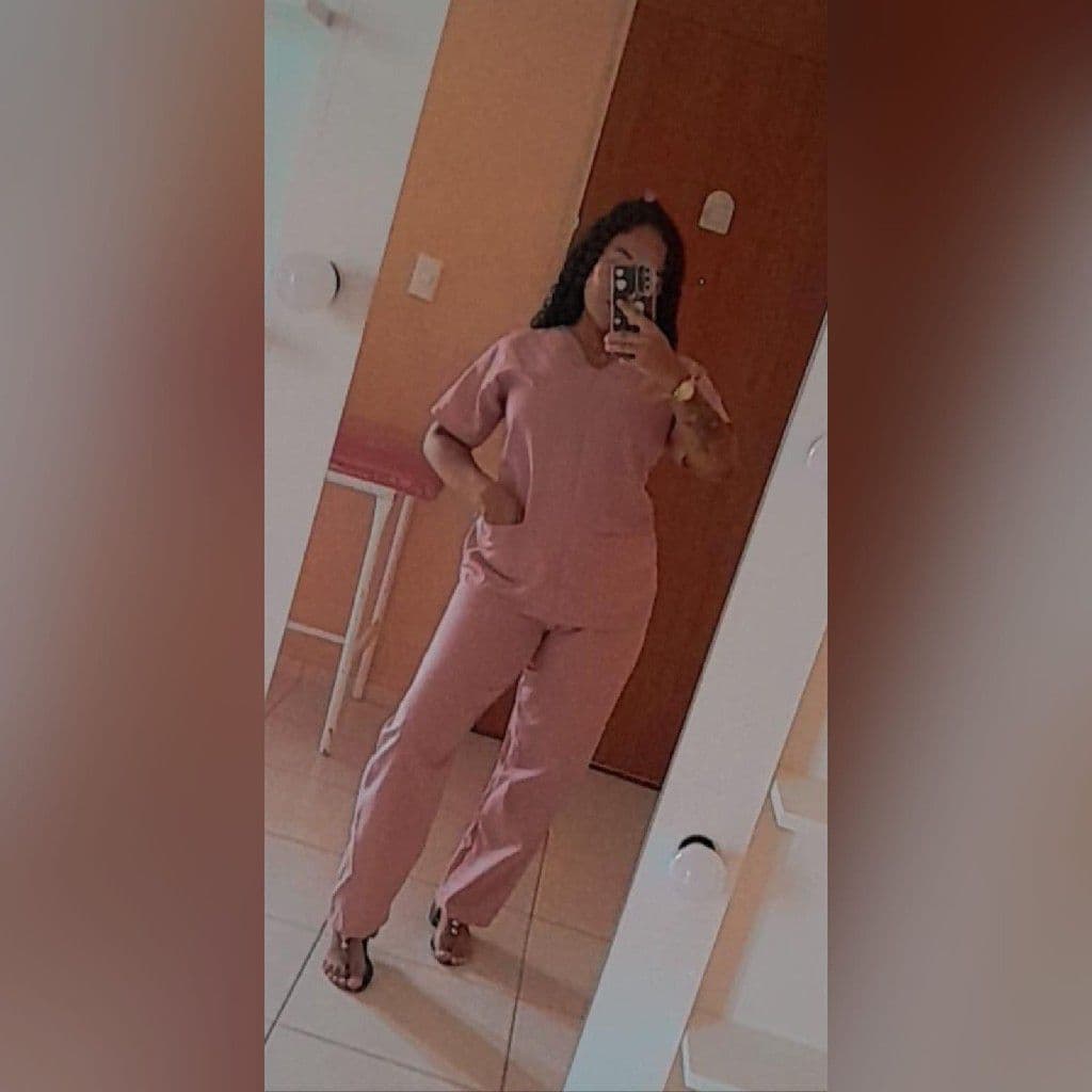 Júlia, Massagem, foto 2 de 2