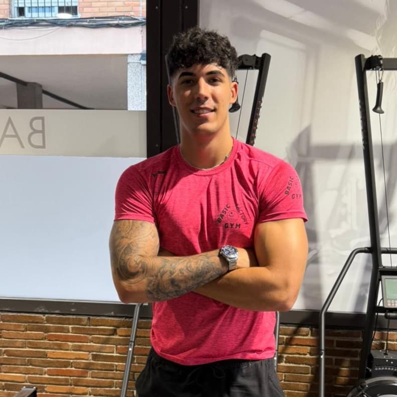 Dani Delgado, Treinamento, foto 1 de 1