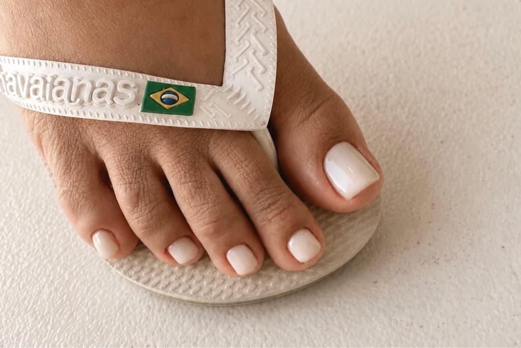 Julia Garcia, Unhas, foto 1 de 3