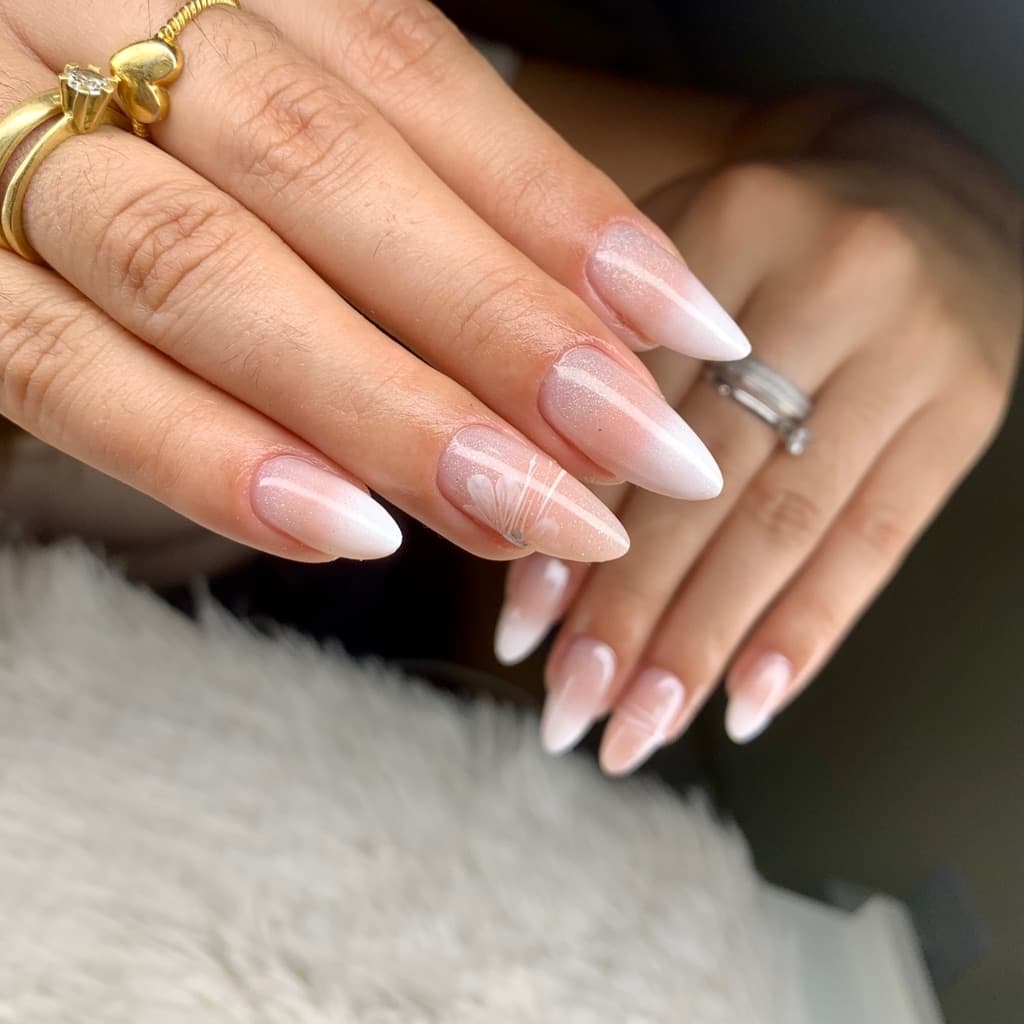 Ester Alves de Souza, Unhas, foto 1 de 1