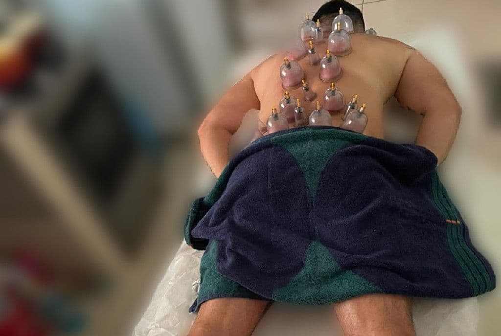 Eli Assis Massoterapia E Estética, Massagem, foto 1 de 3