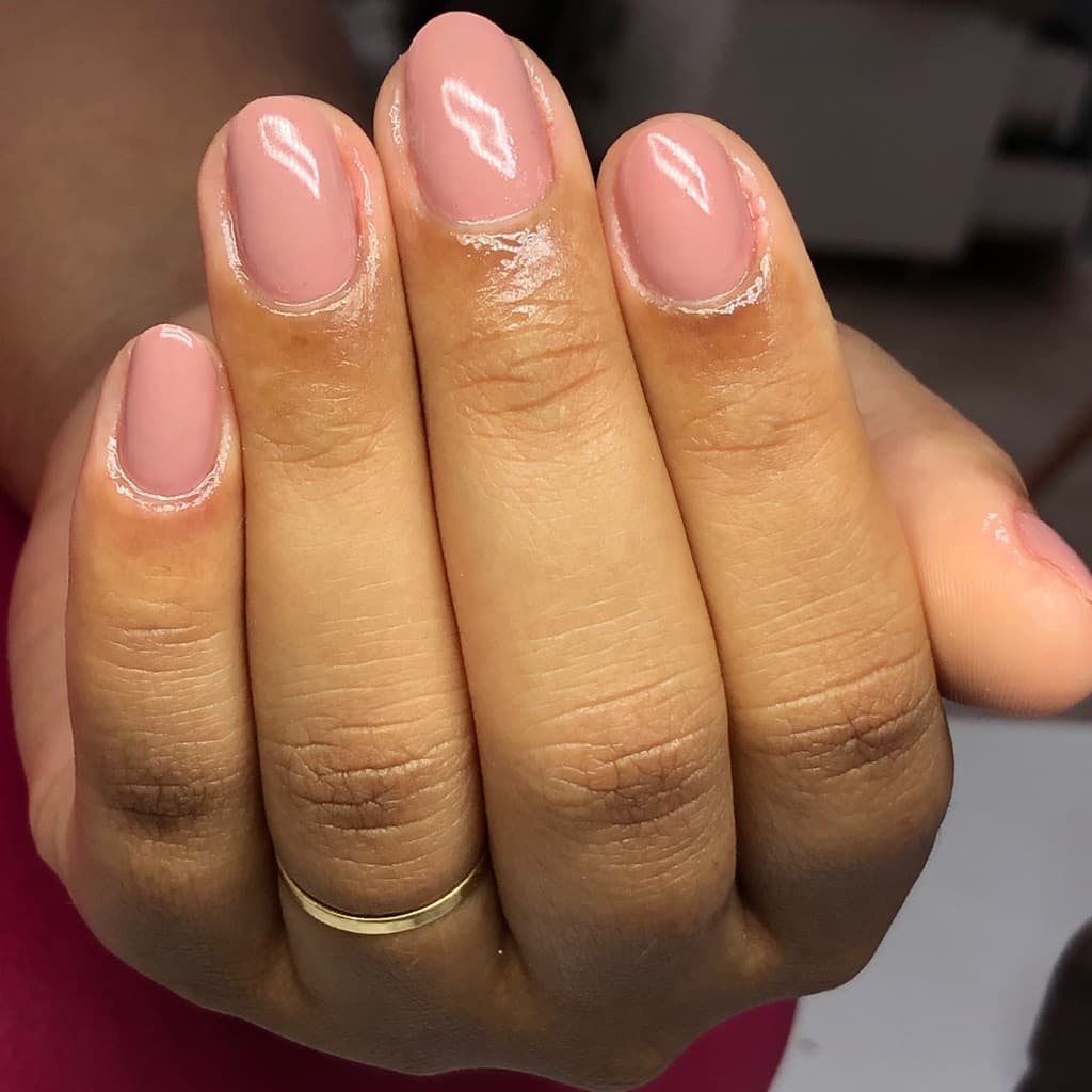 Thais Bonato, Unhas, foto 2 de 2
