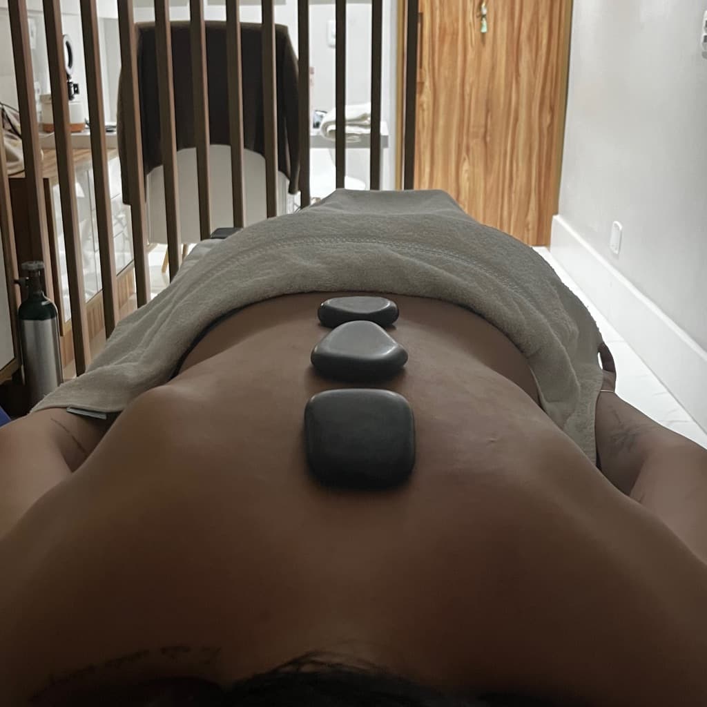 Luciana Palmer Massoterapeuta & Auriculoterapia, Massagem, foto 1 de 5