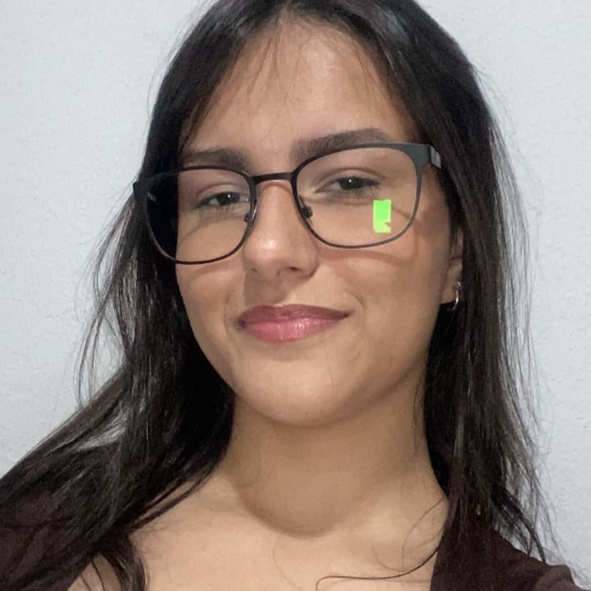 Cecilia Pannuci, Sobrancelhas, foto 1 de 1