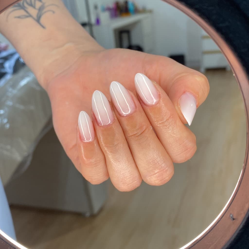 Tyana, Unhas