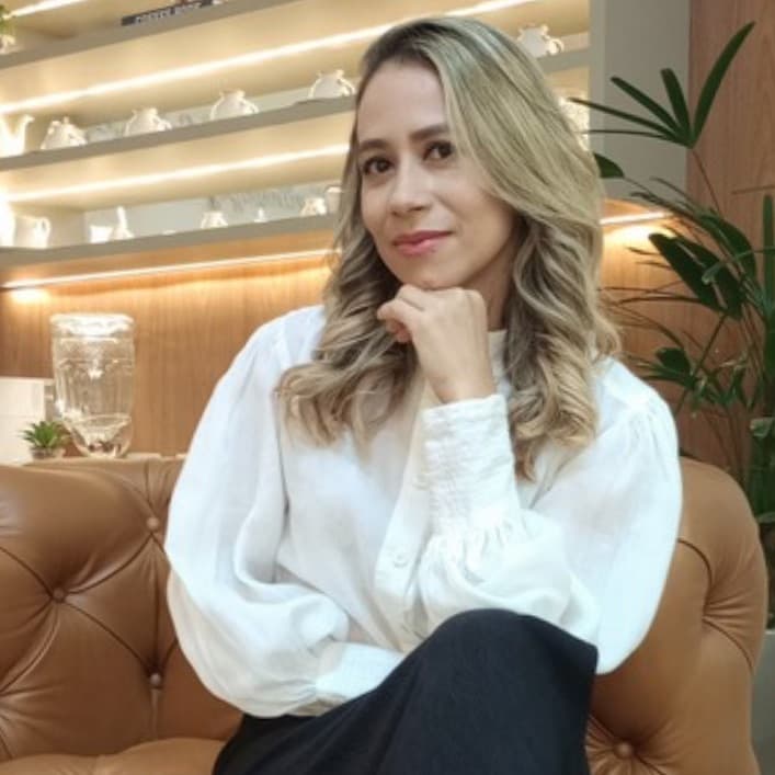 Cleane Vieira dos santos, Massagem, foto 2 de 2