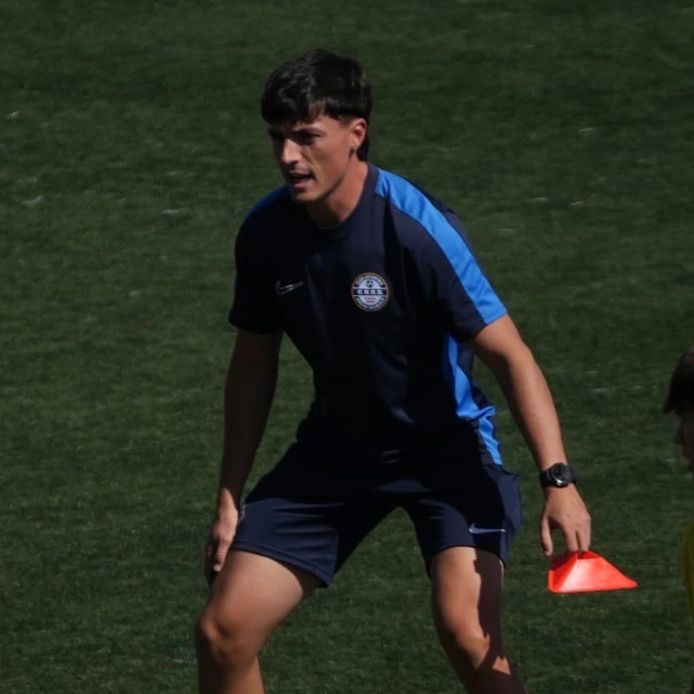 Jorge Alarcón, Treinamento, foto 2 de 2