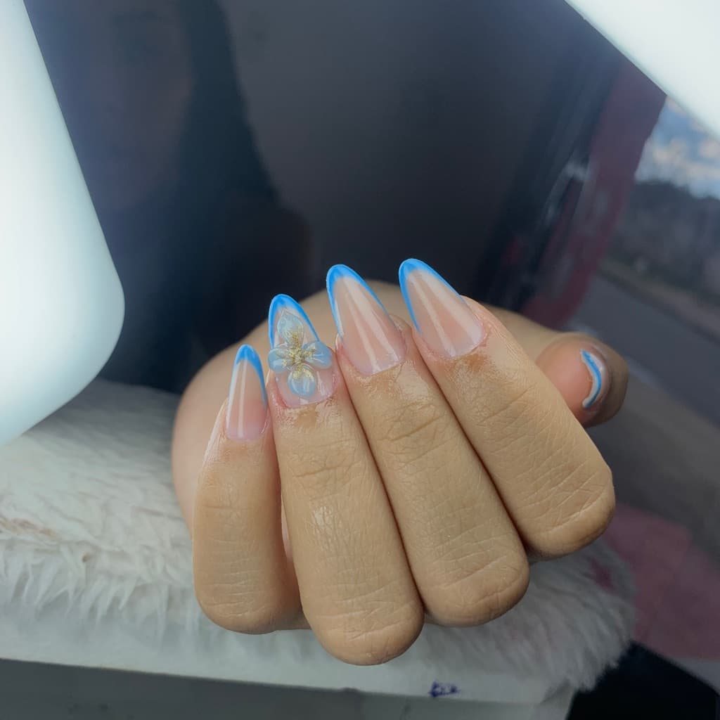 Nailsevellyndias, Unhas