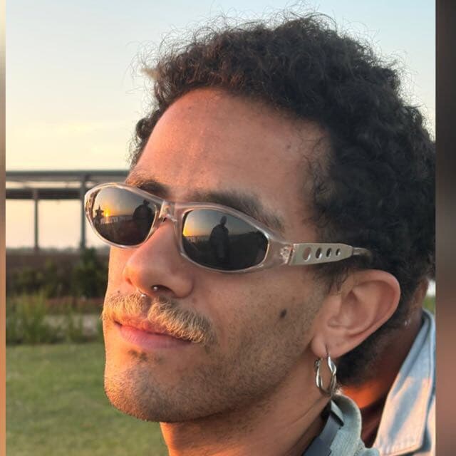 Vinicius Mantey, Yoga, foto 1 de 1