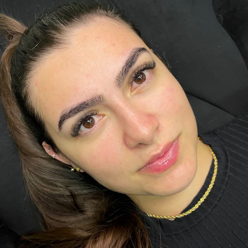 Ketlen Barbosa, Sobrancelhas