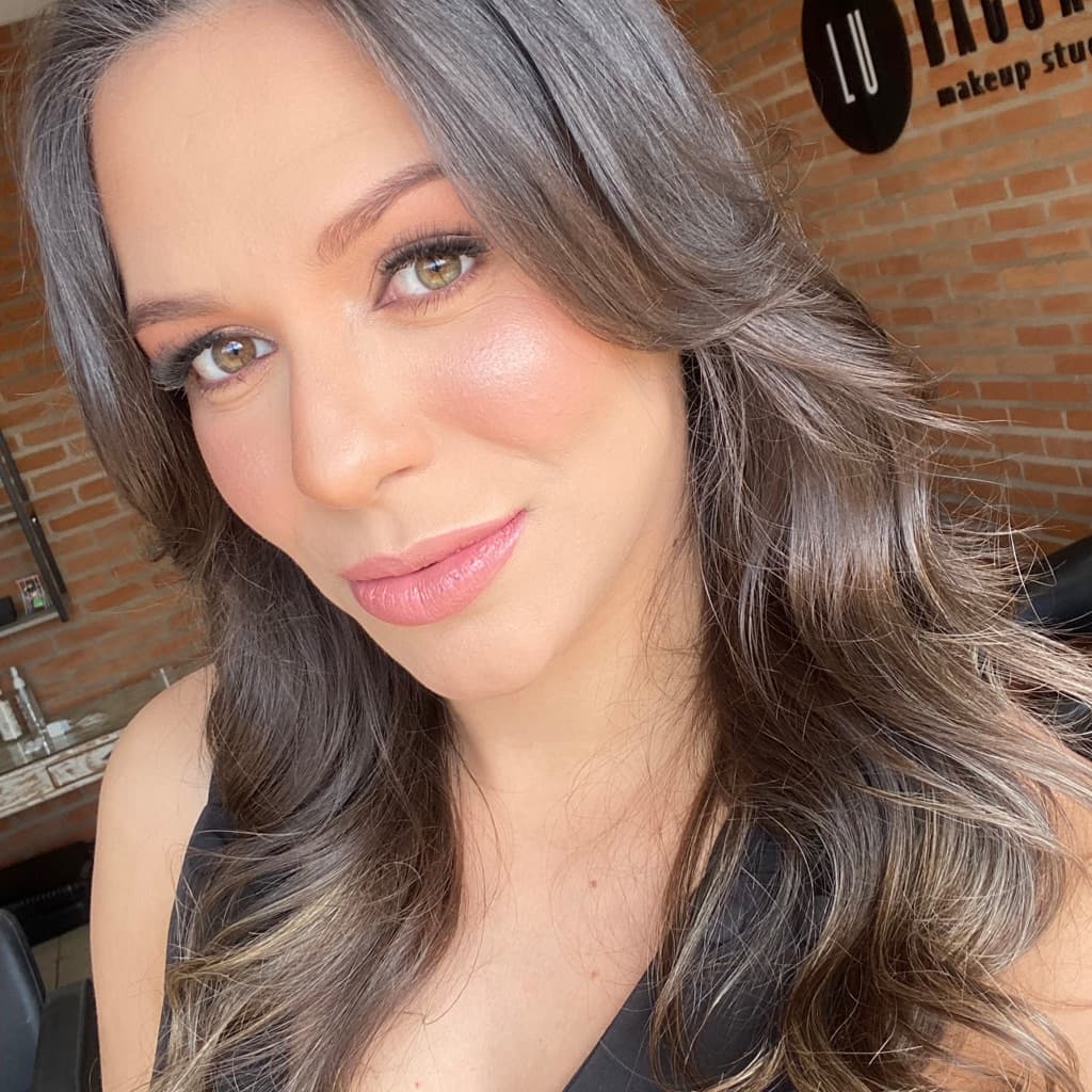 Adria Stephanie, Pele, foto 2 de 2