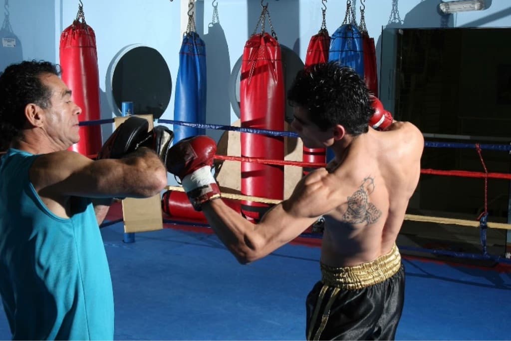 Caique Oliveira, Treinamento, foto 1 de 3