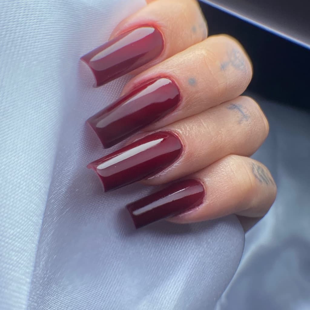 Yasmin Alves da silva, Unhas