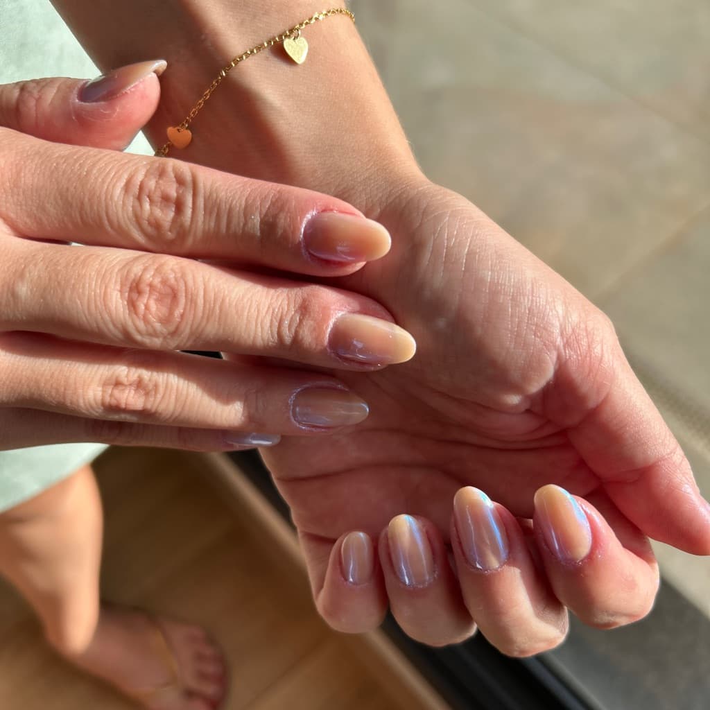 Leticía Gonzales, Unhas, foto 1 de 2