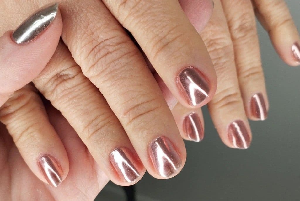 Caroline Gardi, Unhas, foto 1 de 3