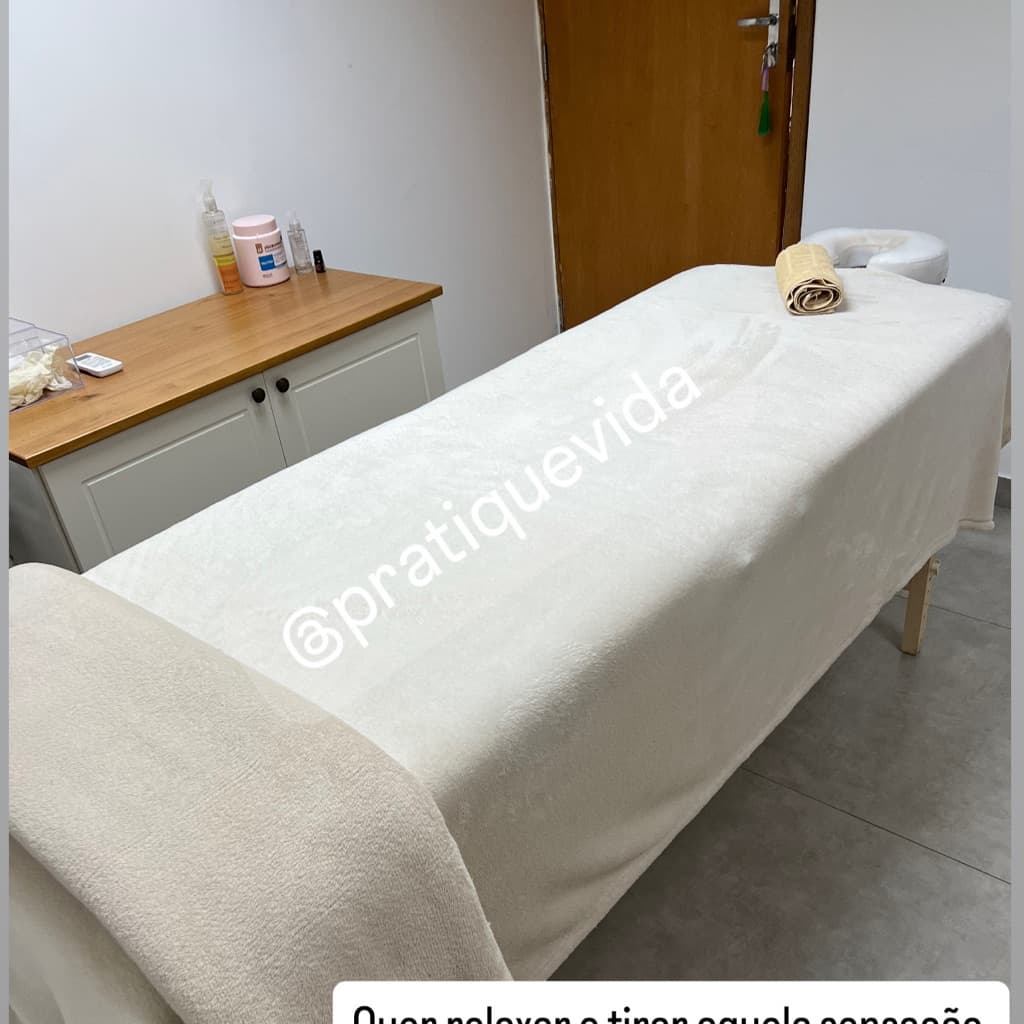 Andrew Regis, Massagem, foto 2 de 3